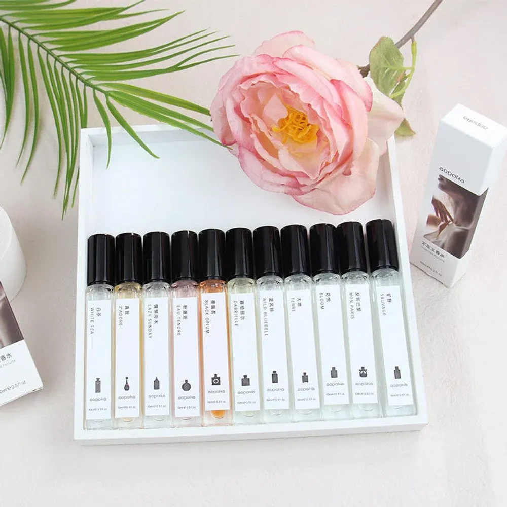 Ten-piece 10 ml perfume discovery set
